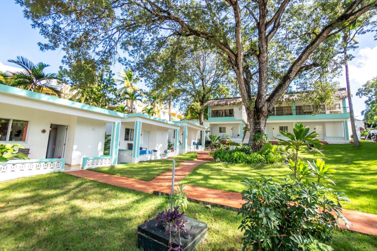 Bungalow #8 at Waterfront Playa Alicia - Housity