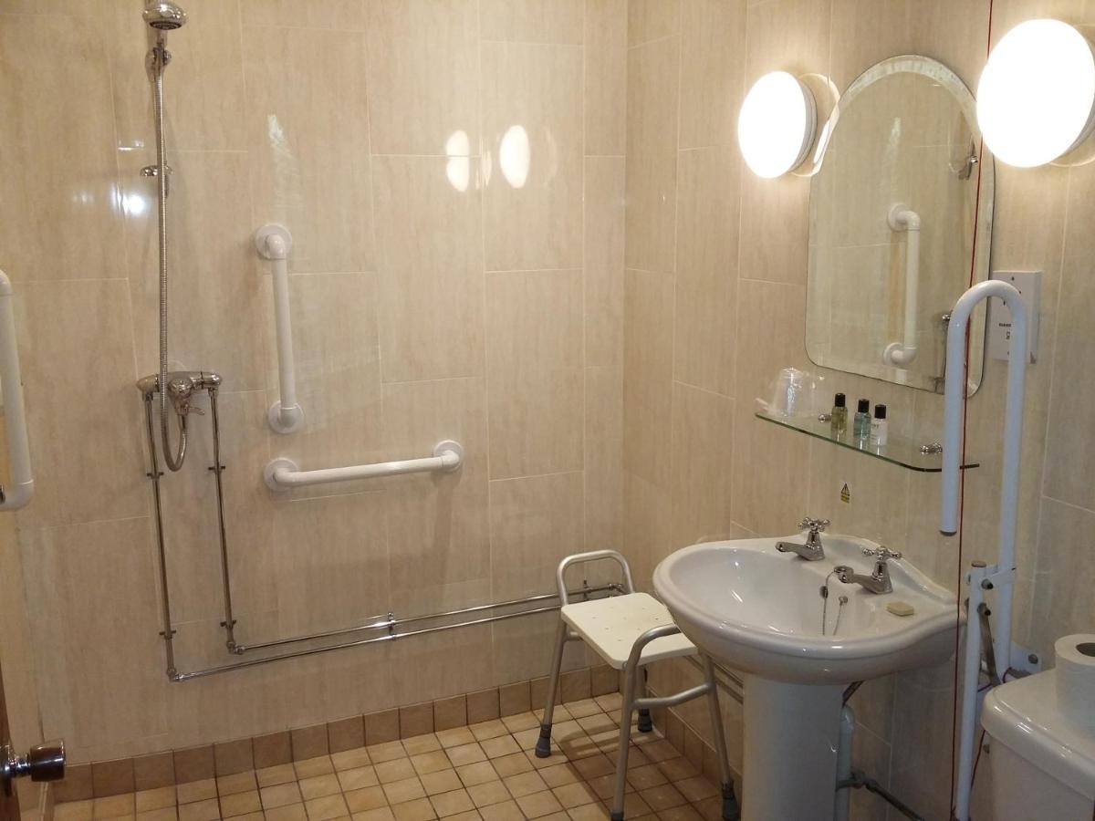 The Huntsman Inn - Housity