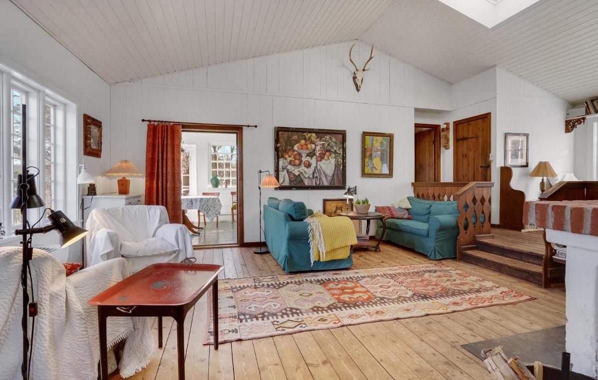 Nice Home In Tørring With Wifi - Housity