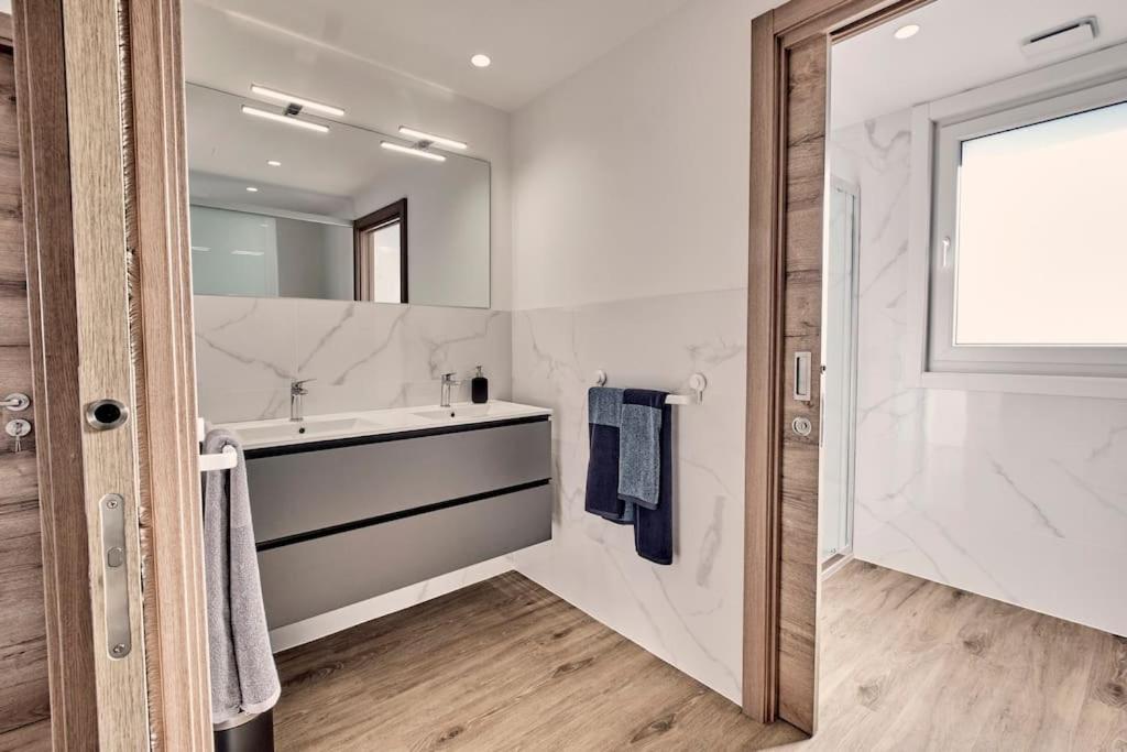 Pantin Surf&Beach - Housity