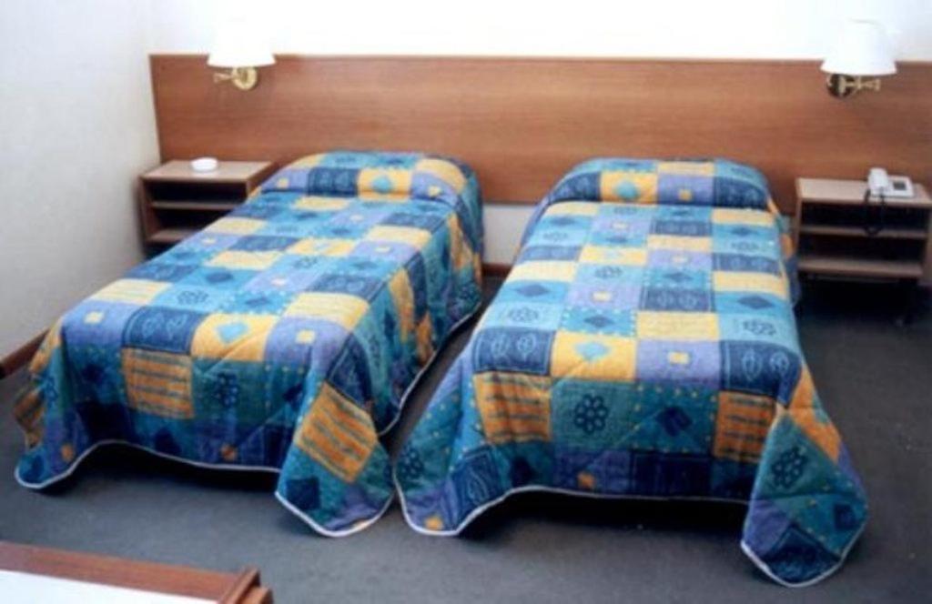 Hotel Capri - Housity