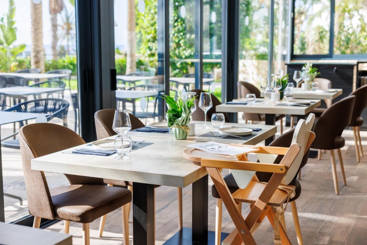 Un restaurante o sitio para comer en Hapimag San Agustín