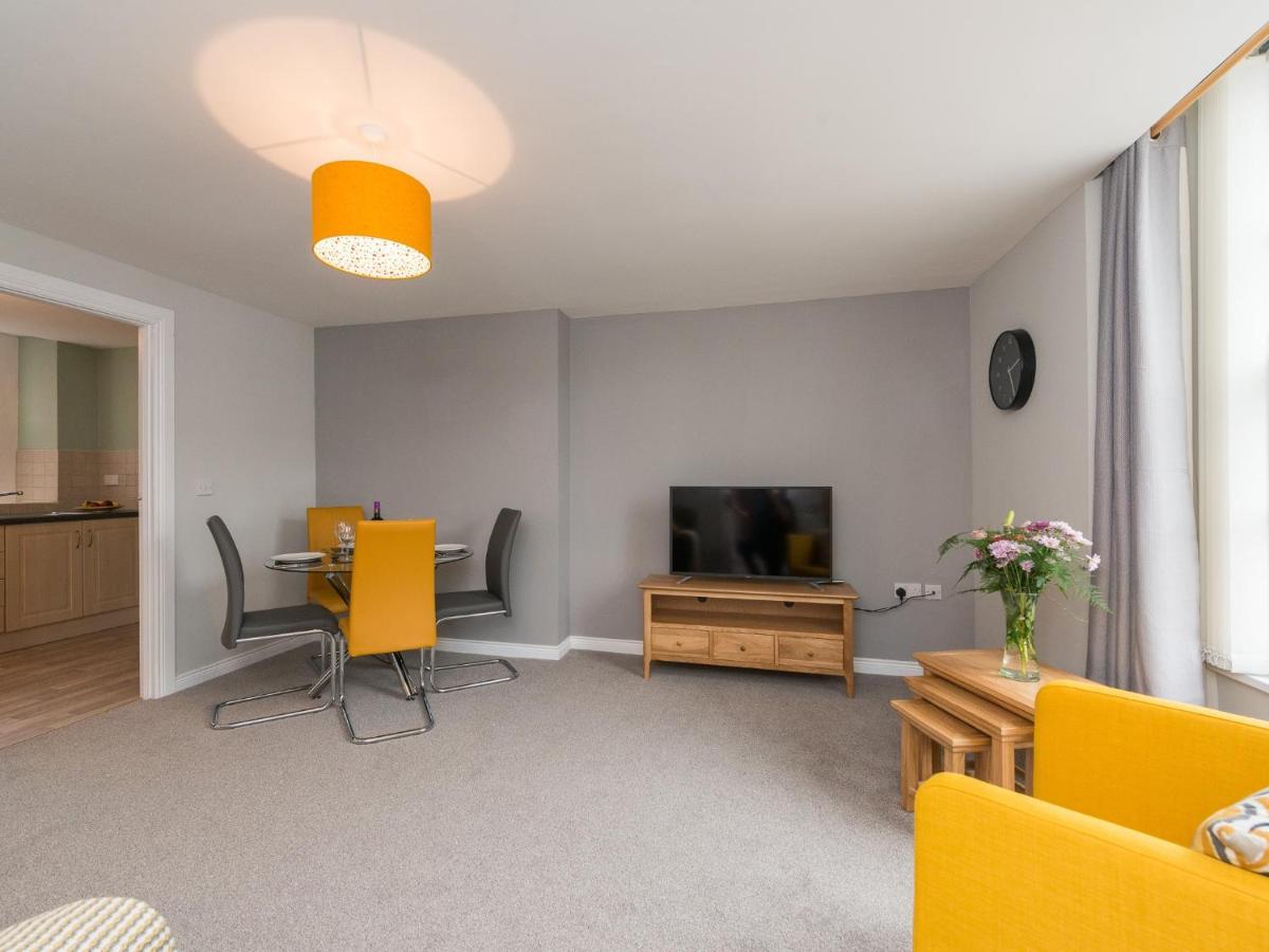 Hamilton House Holiday Apartment - Housity