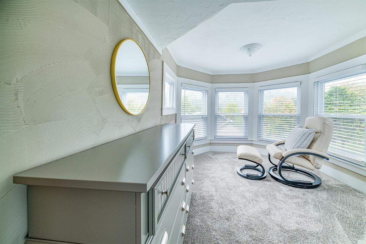 Strictly Moose Luxury Vacation Suites - Housity