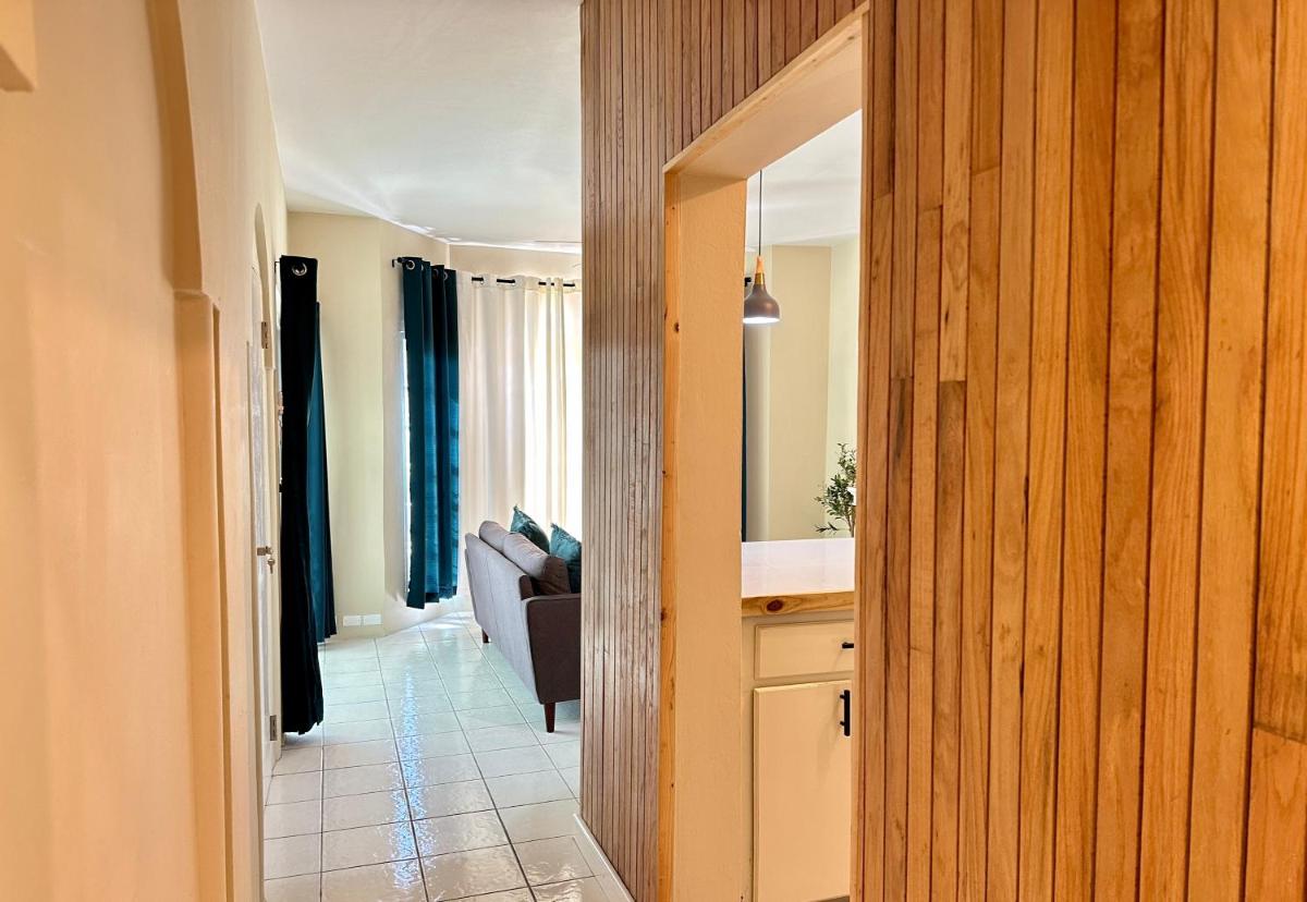 Falcon Oceanview 2br Condo-Free Airport Transportation 24-7Security - Hizvo