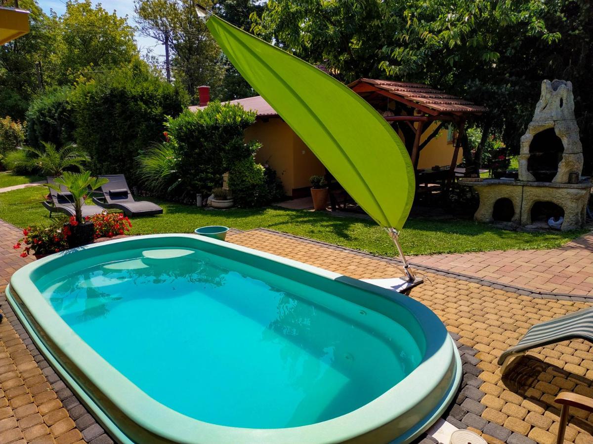 Rózsa Apartman 2 - Housity