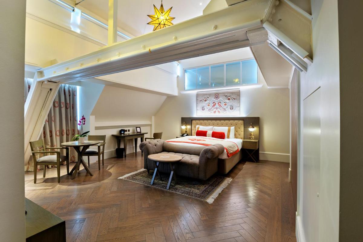 The LaLit London - Housity