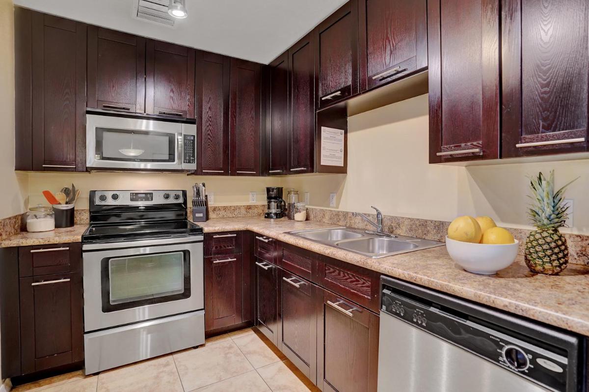 Dharma Home Suites South Miami at Red Road Commons - Housity