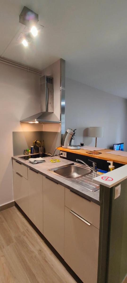 Thabor-centre-METRO-commerces - Housity