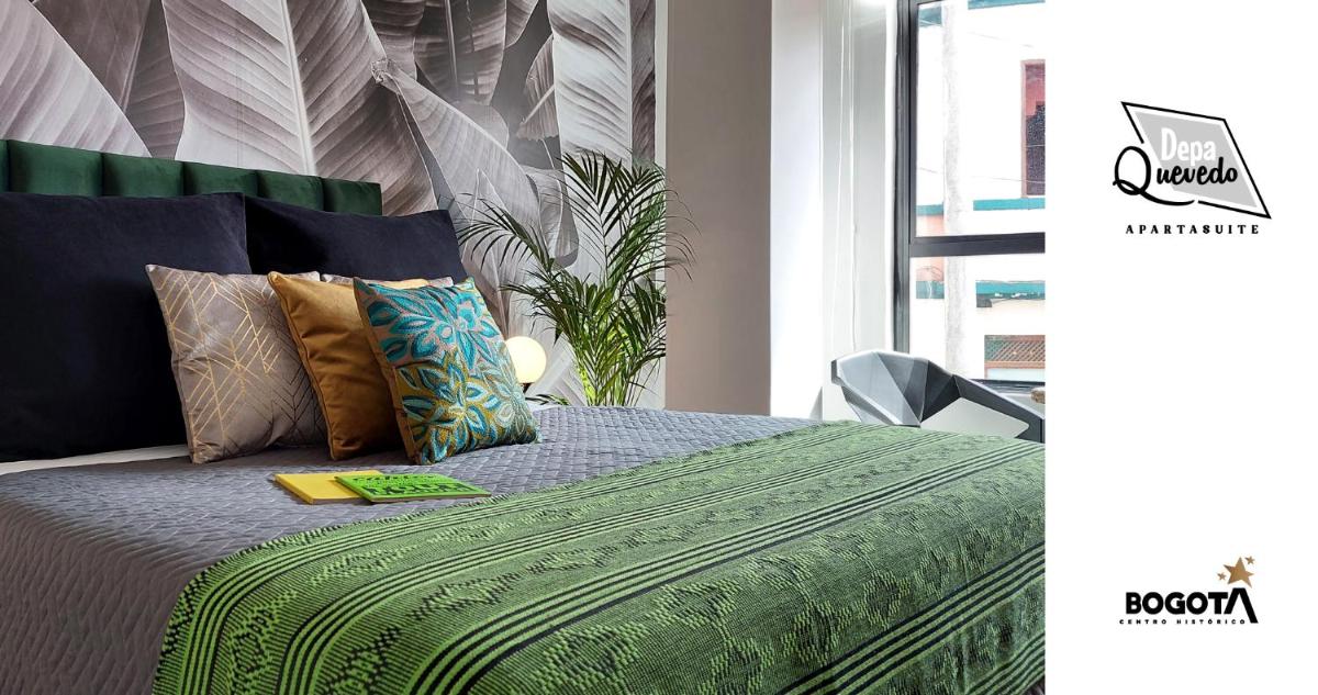 Depa Quevedo - Trendy Revamped Flat - Exceptional Spot in Bogotá's Historic Colonial Square - Candelaria - Housity