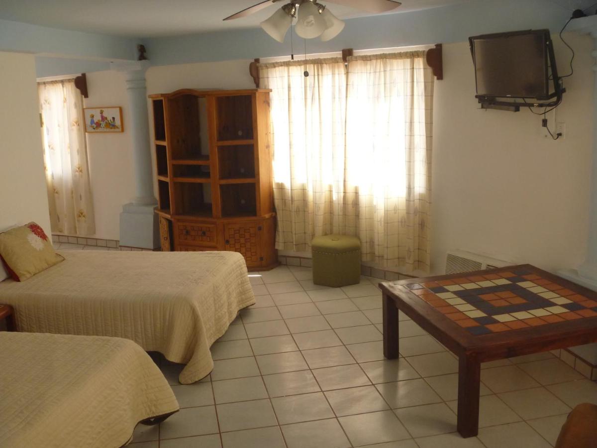 Whale Hill - Housity