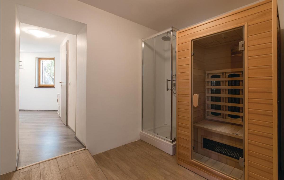 Lovely Home In Sela Na Krasu With Sauna - Housity
