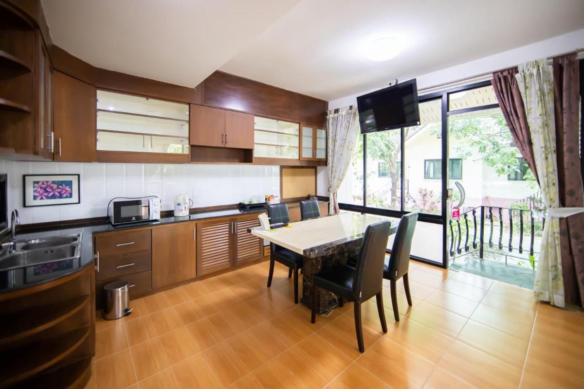 ชญาดา การ์เด้นเฮาส์ & รีสอร์ท Hotel - Housity