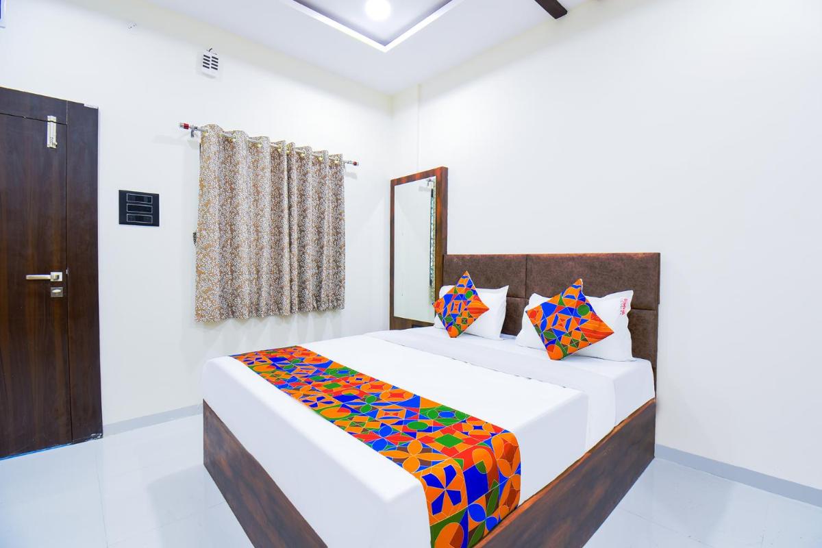 FabExpress Jagatraj Vishwa Lodging - Housity