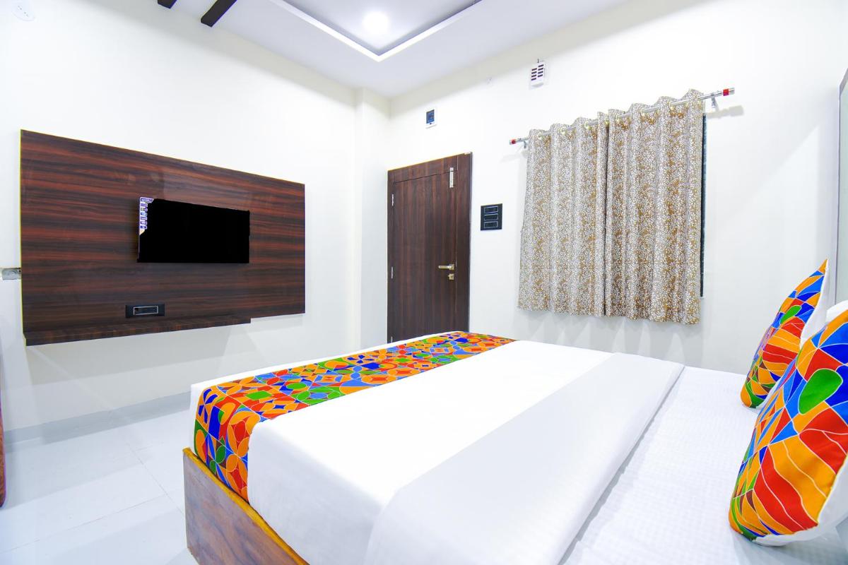 FabExpress Jagatraj Vishwa Lodging - Housity