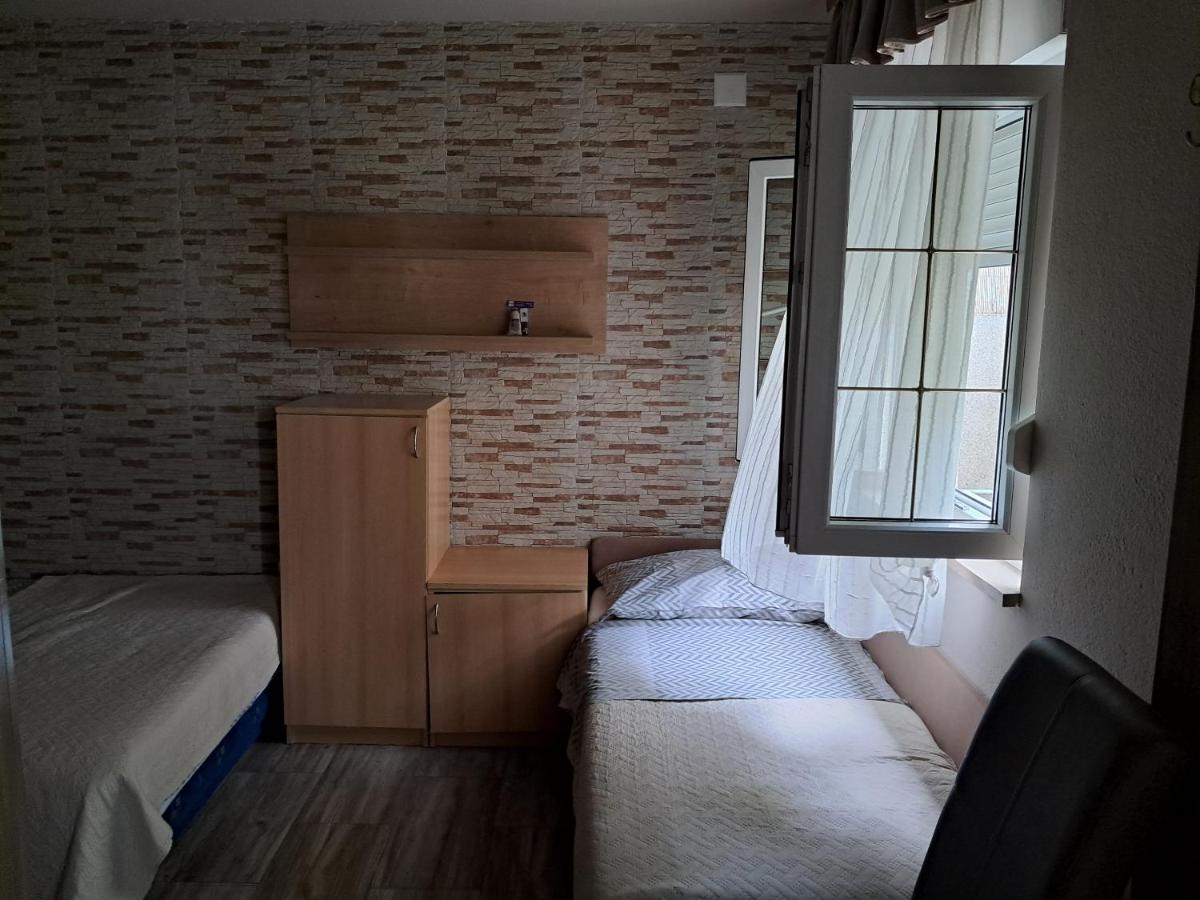 Apartments Peričić - Housity