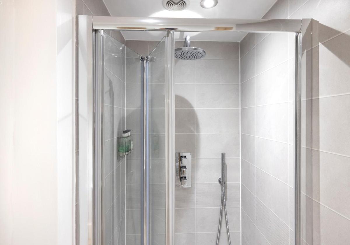 Aurora House Hot Tub & Sea View - Housity