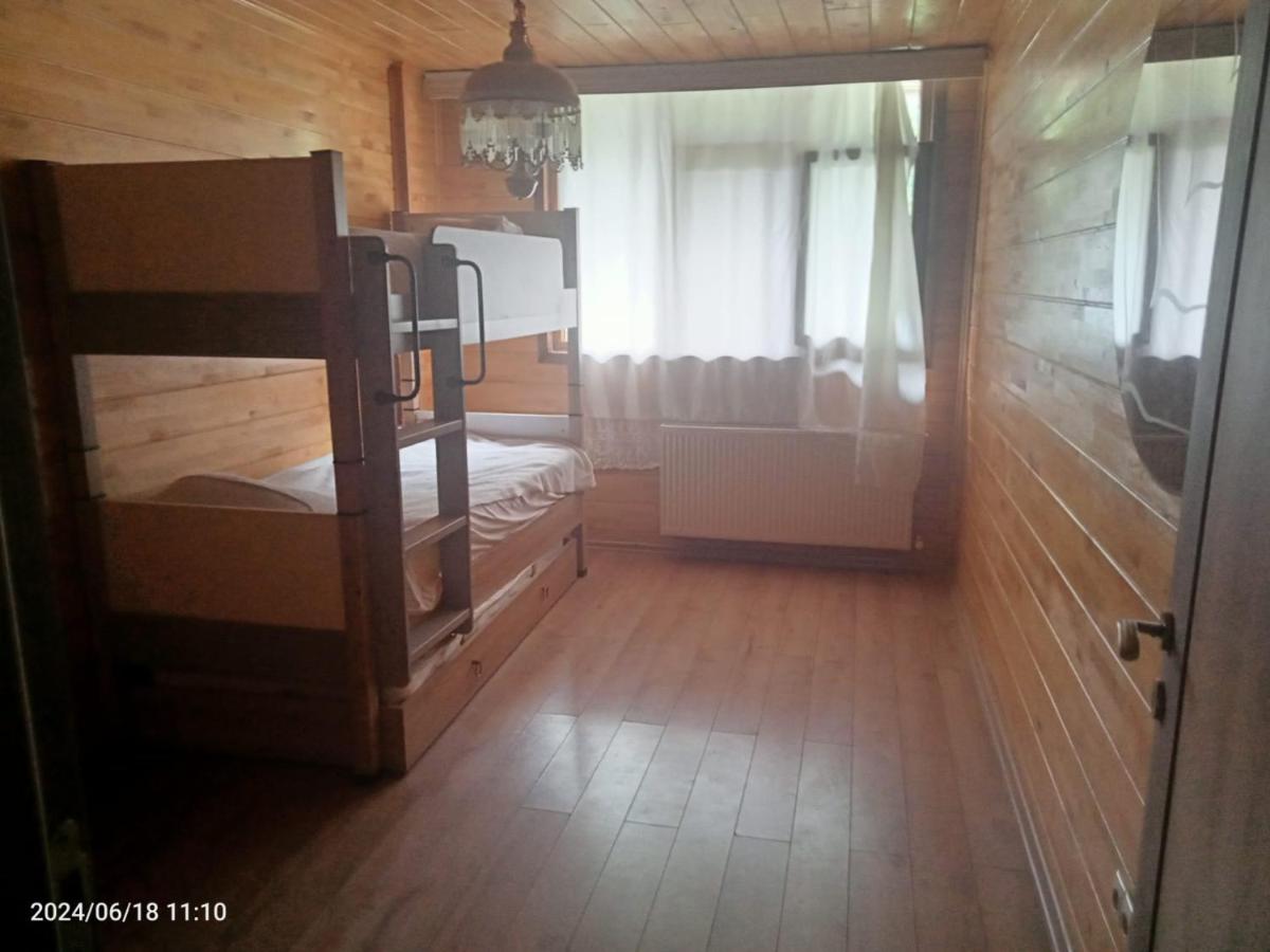 Koloni Apart - Housity