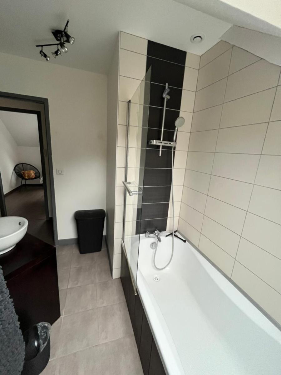 Appartement de la laiterie avec petit jardin. - Housity