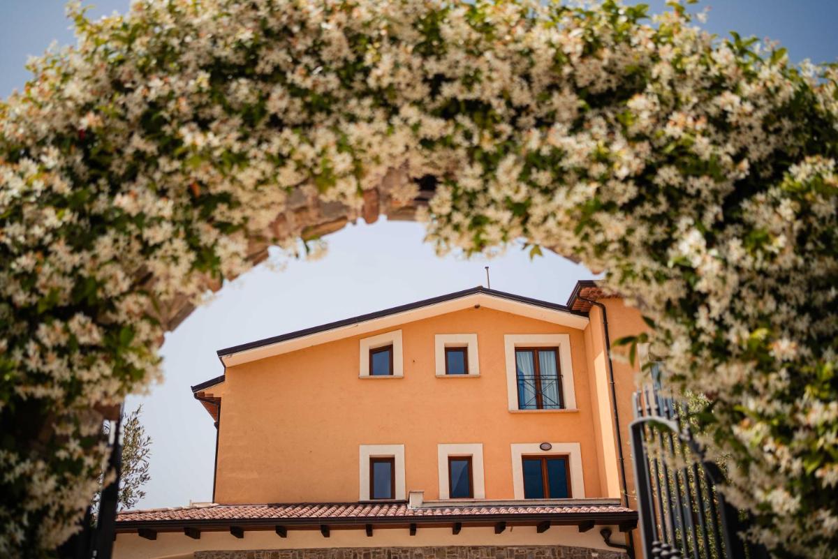Casale degli Ulivi Resort - Housity