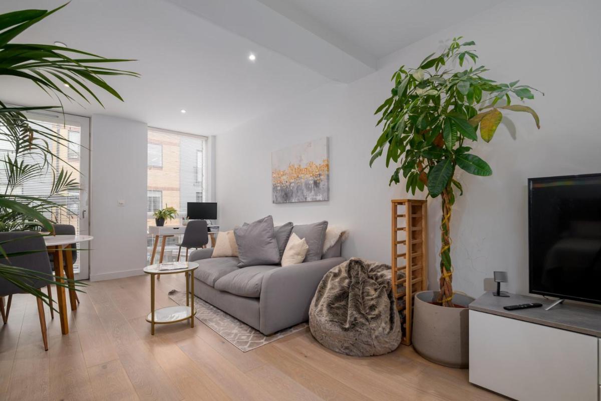 GuestReady - Modern Studio for 2 in Albion Court - Housity