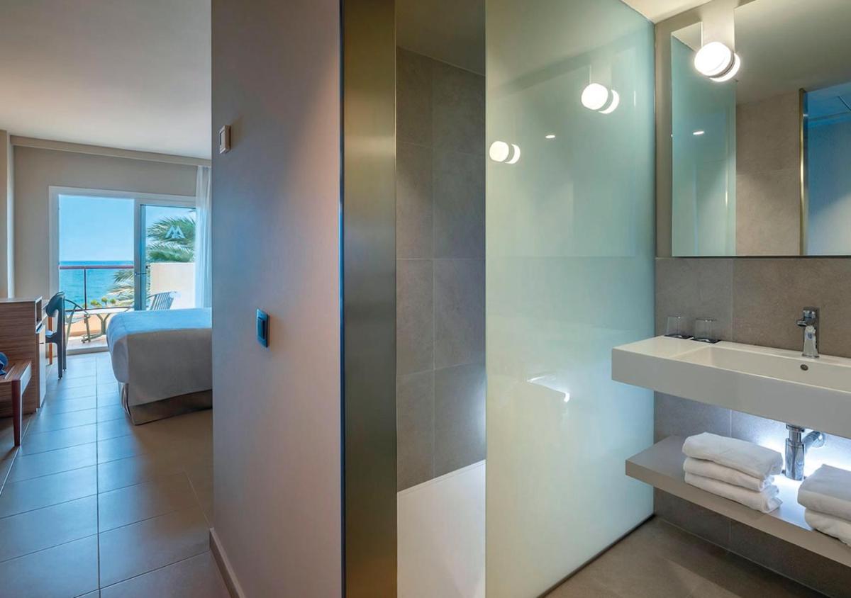 Un baño de AQUA Hotel Promenade & Spa 4Sup