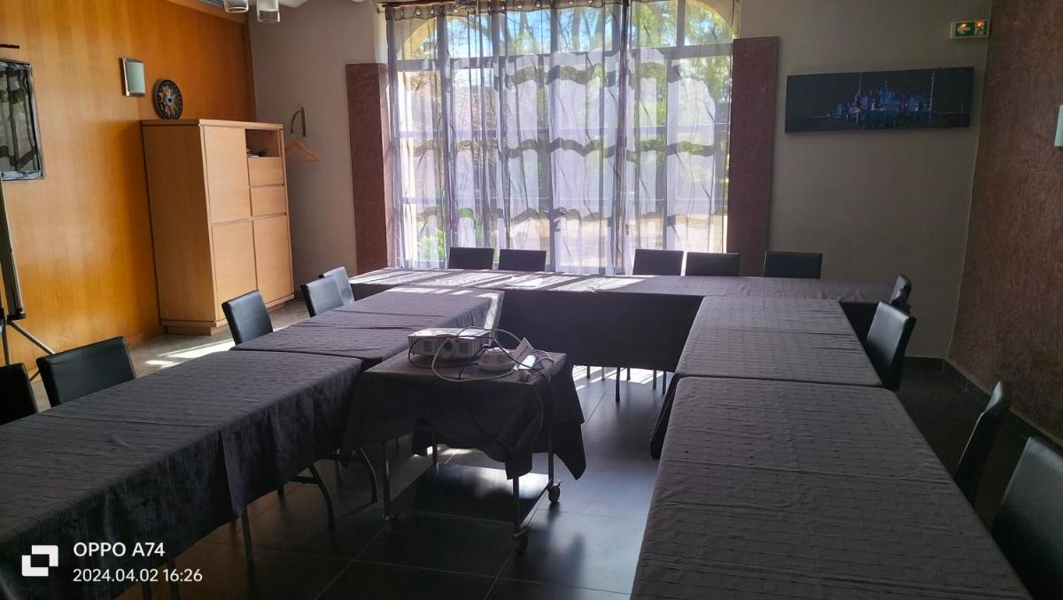 Espace de conférence ou salle de réunion dans l'établissement Logis Hôtel Château De Palaja