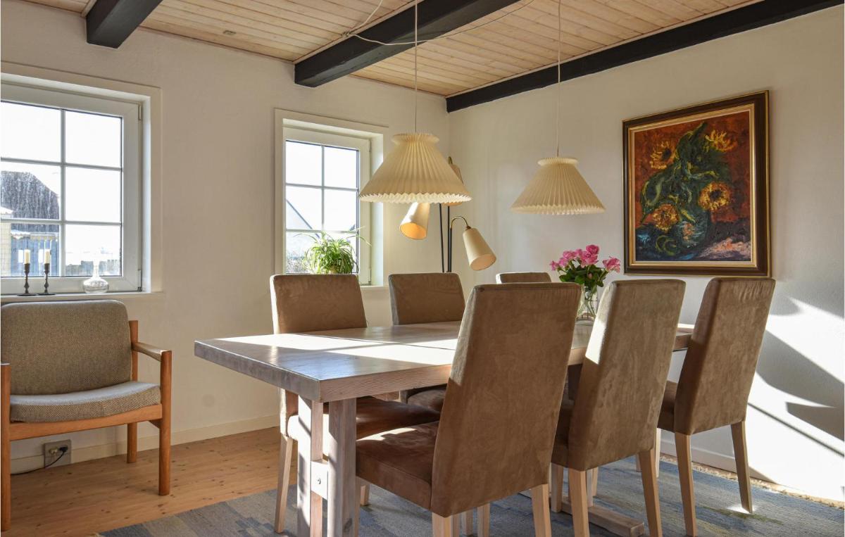 3 Bedroom Nice Home In Ulfborg - Housity