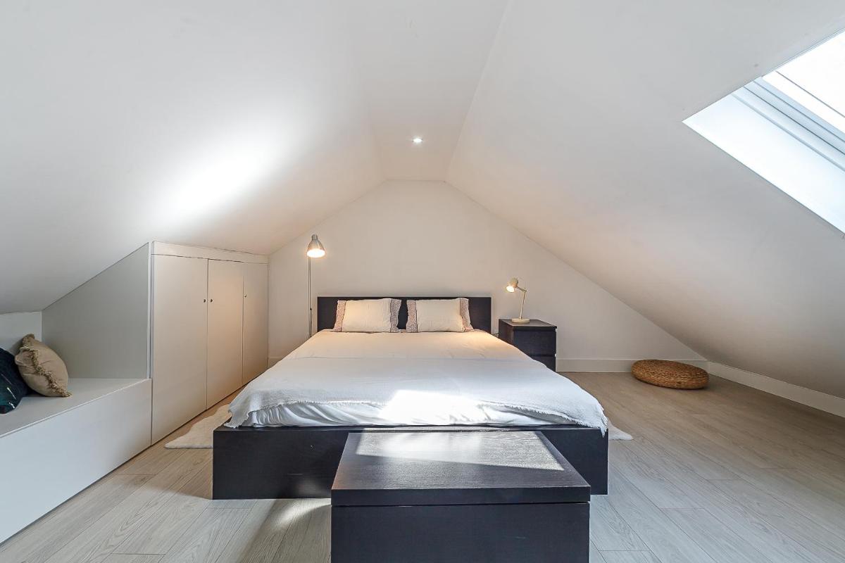 Gafa House - Family Accommodation and Workplace - Housity