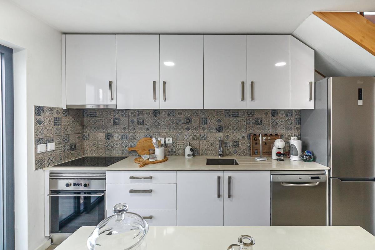 Gafa House - Family Accommodation and Workplace - Housity