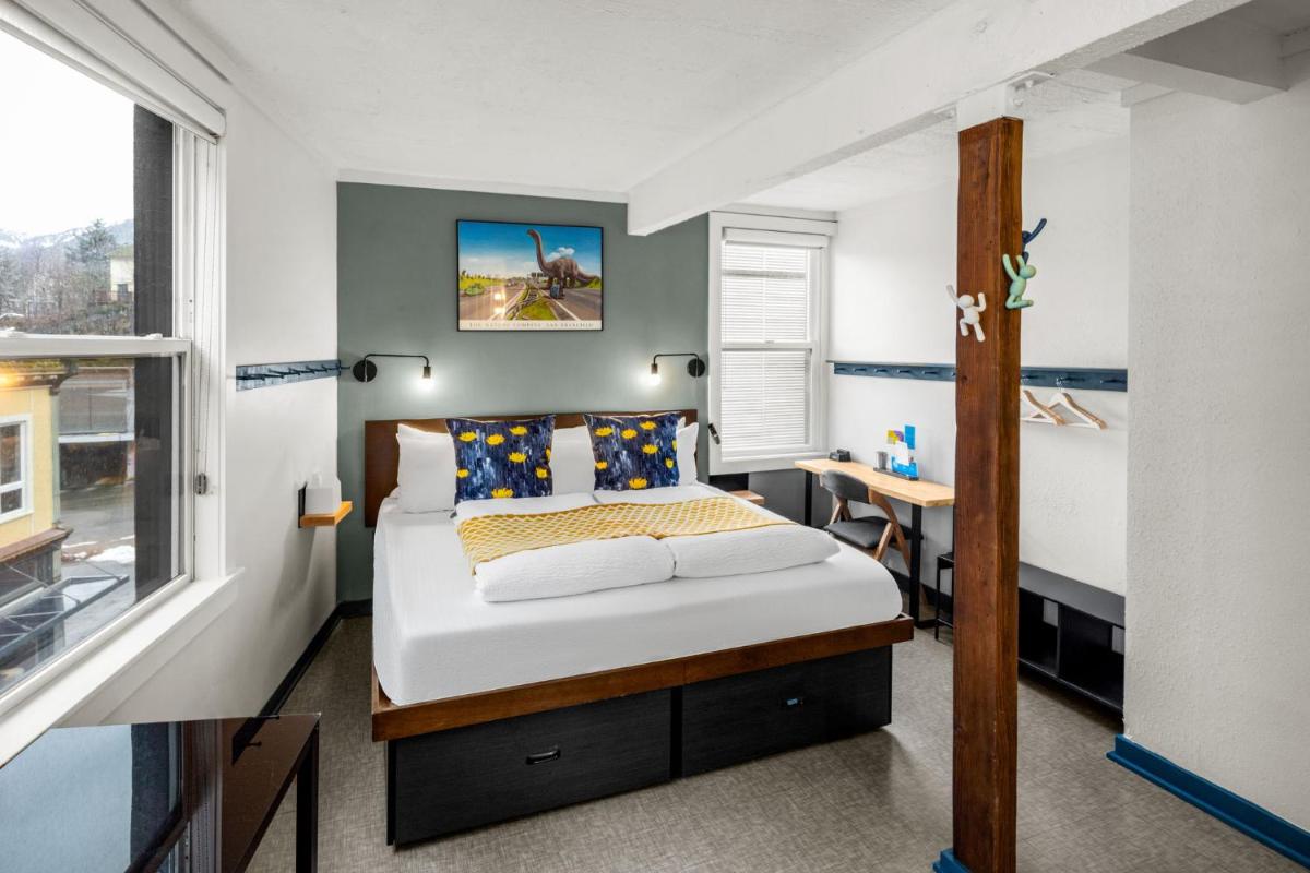 Silverbow Inn - Housity