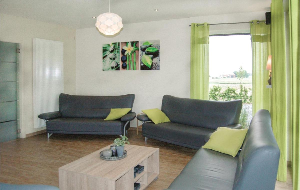 Lieke - Housity