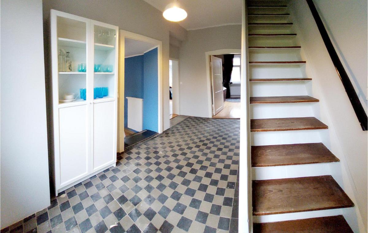 Nice Home In Neukloster With Wifi - Housity