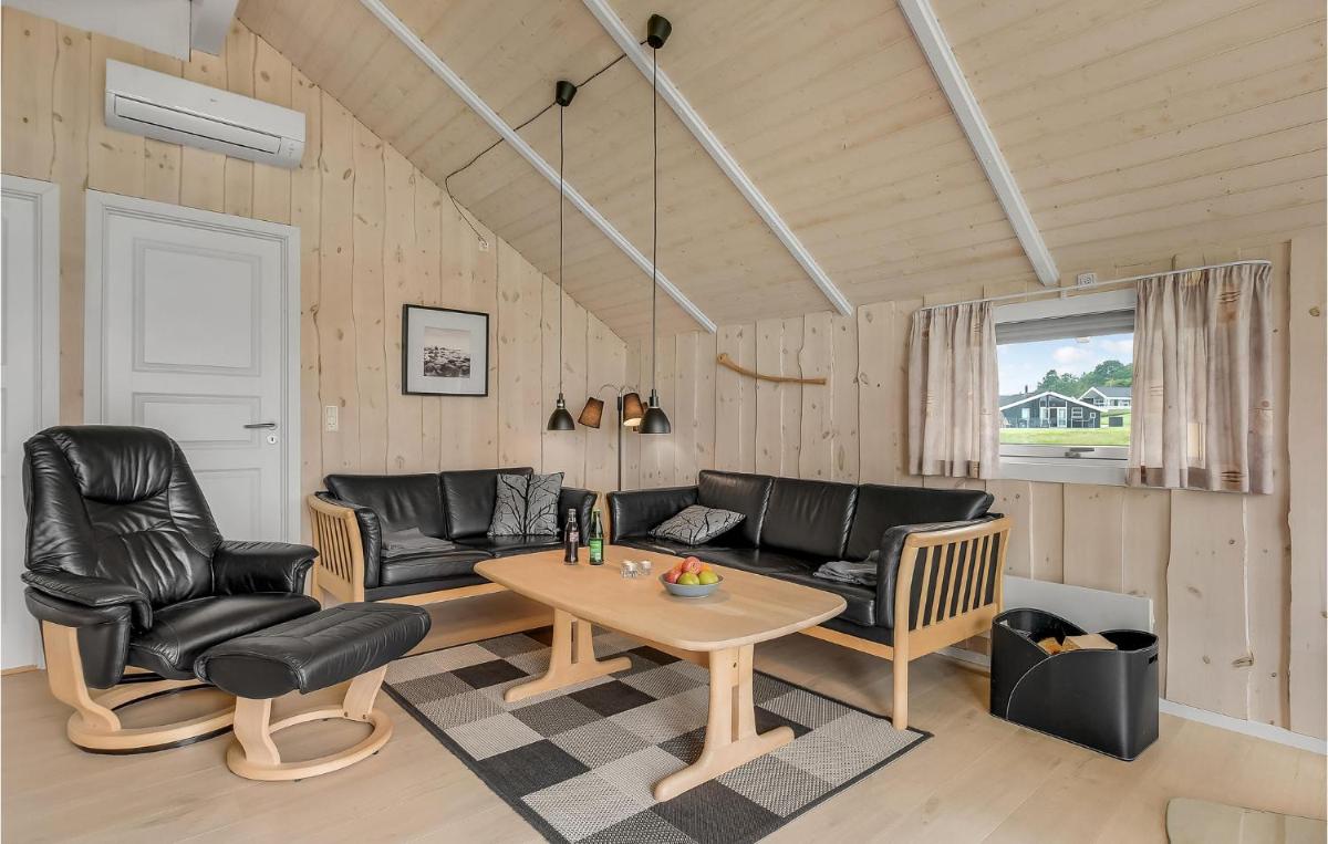 Three-Bedroom Holiday Home In Nordborg - Housity