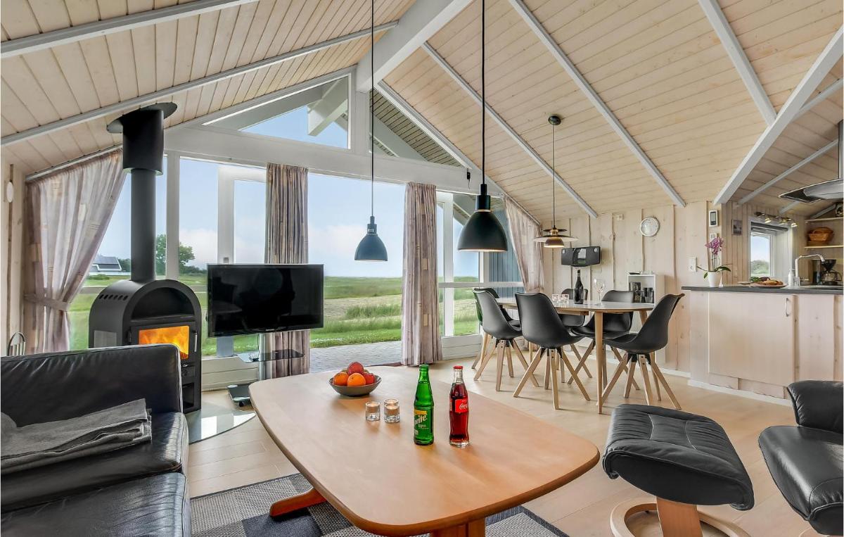 Three-Bedroom Holiday Home In Nordborg - Housity