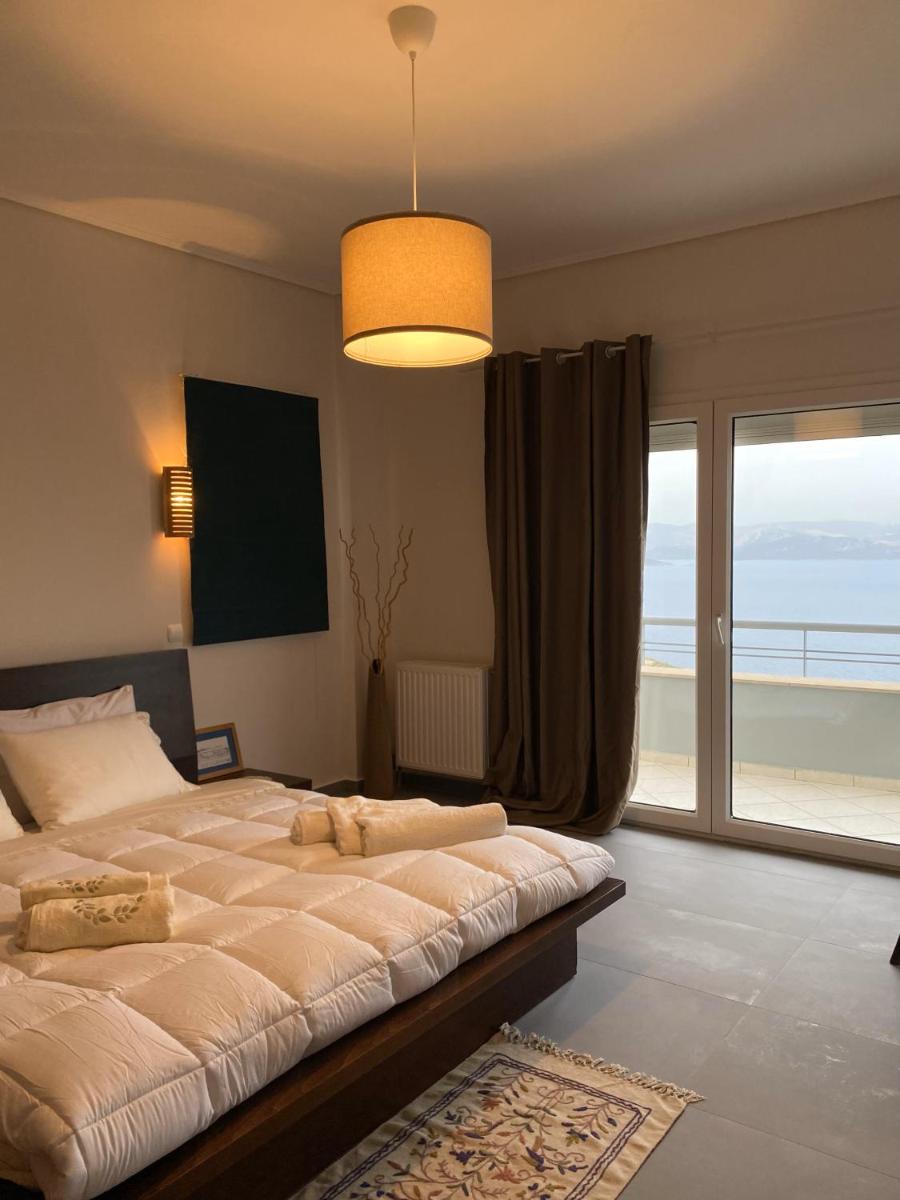 Villa Aurora with magnificent view of the Aegean sea - Housity