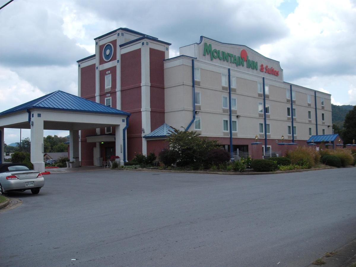 Mountain Inn & Suites - Housity