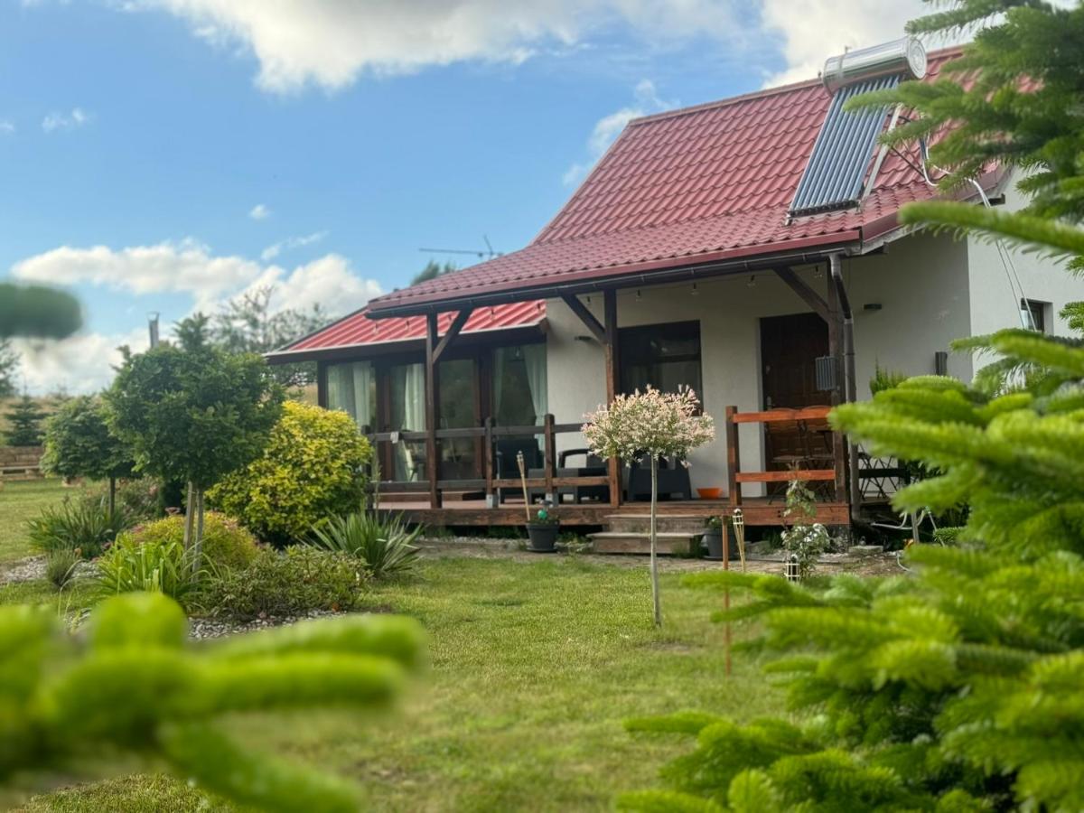 Krecia Dolina - Kaszubskie Wzgórza I Domek z balią - Housity