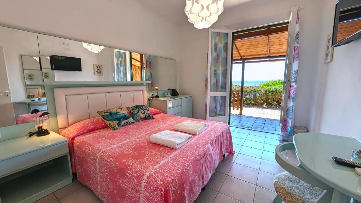 Hotel Capo Sud - Housity