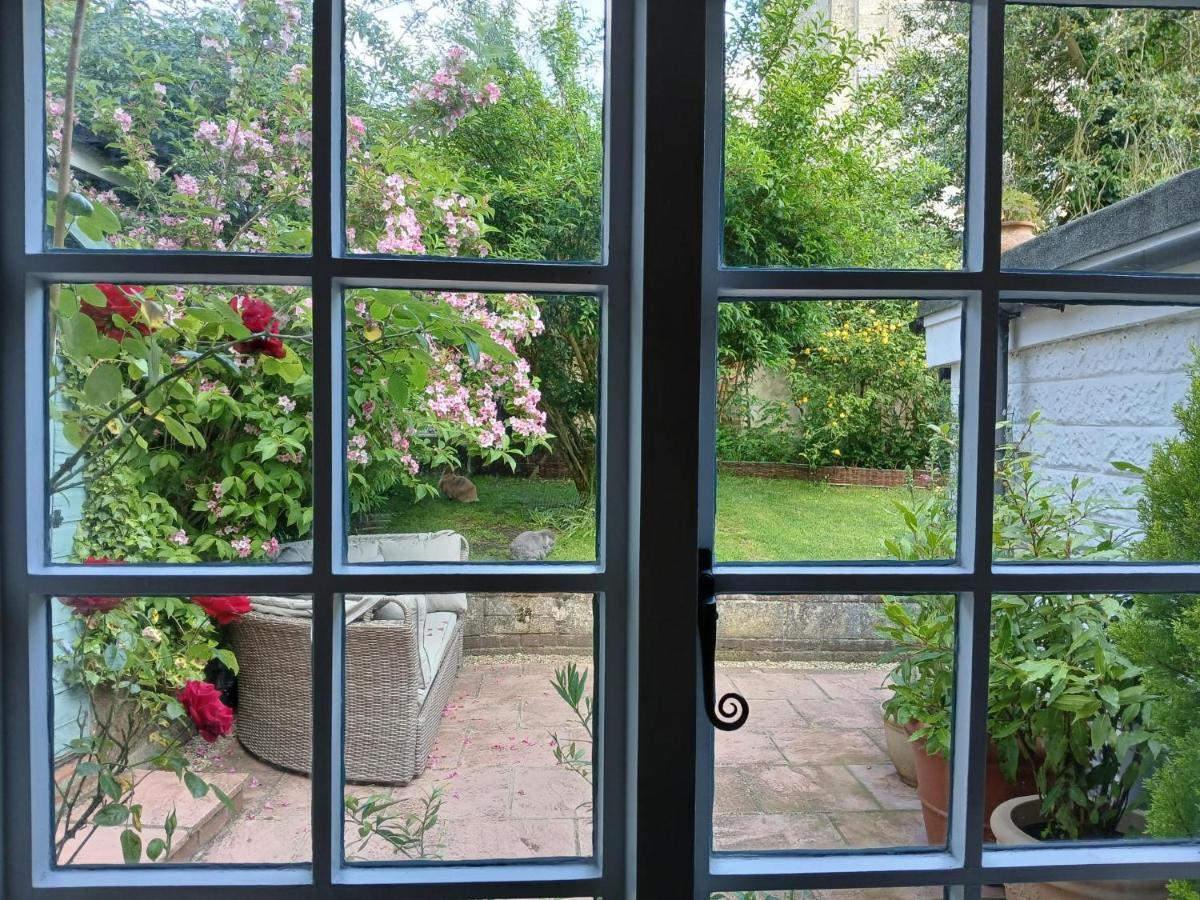 Michaelmas Cottage Upavon - Housity