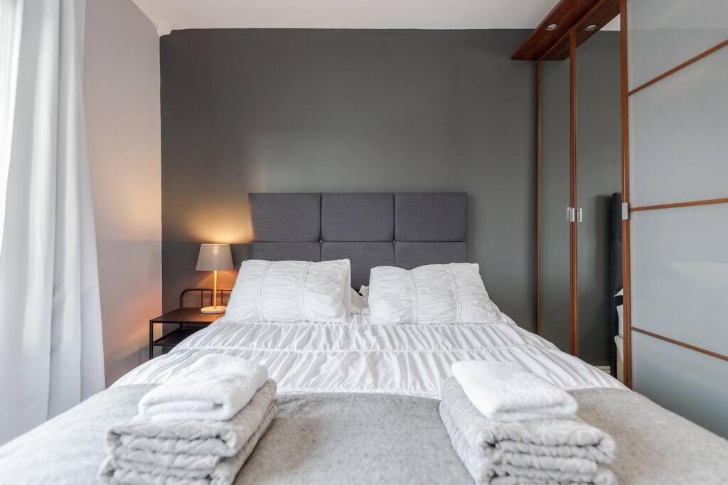 Bright, Modernised Apartment Close to Borough Market - Housity