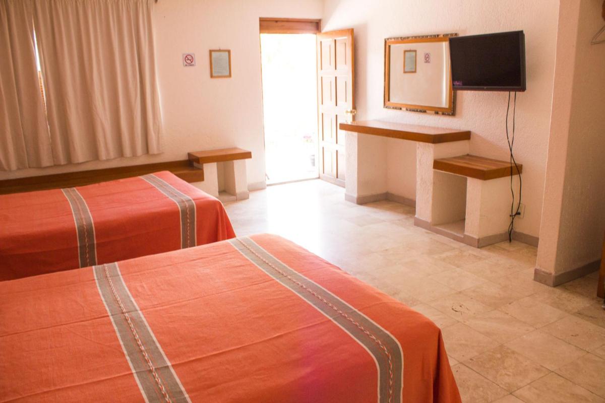 Hotel Avenida Ixmiquilpan - Housity