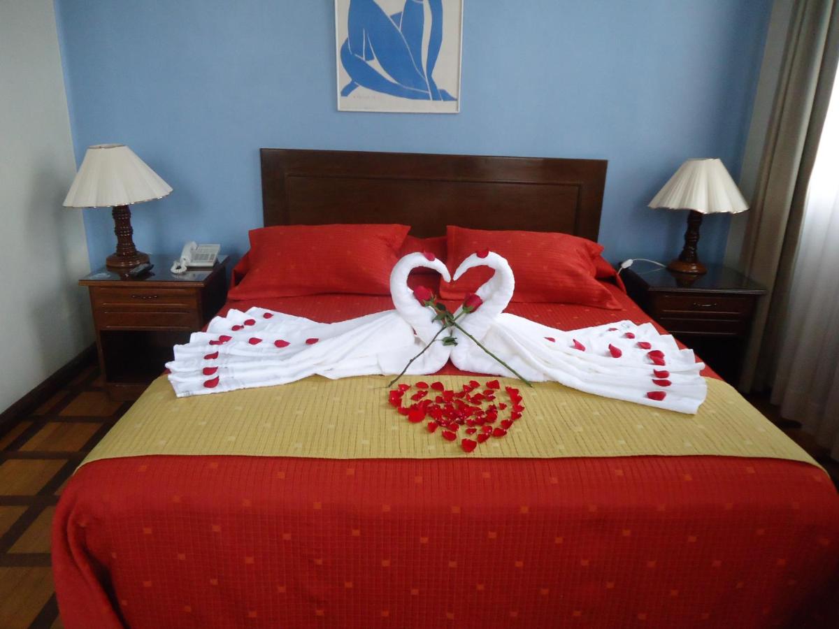 Hotel Victoria Plaza - Housity