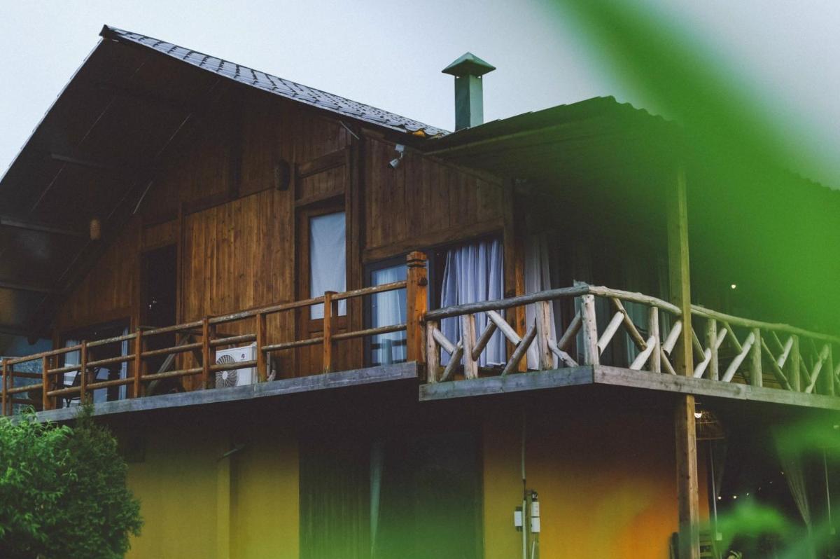 De Amor House & Coffee - Housity