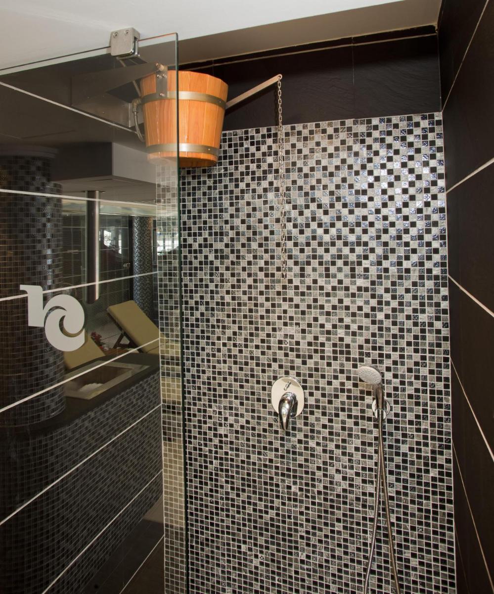 Un baño de Hotel Capricho