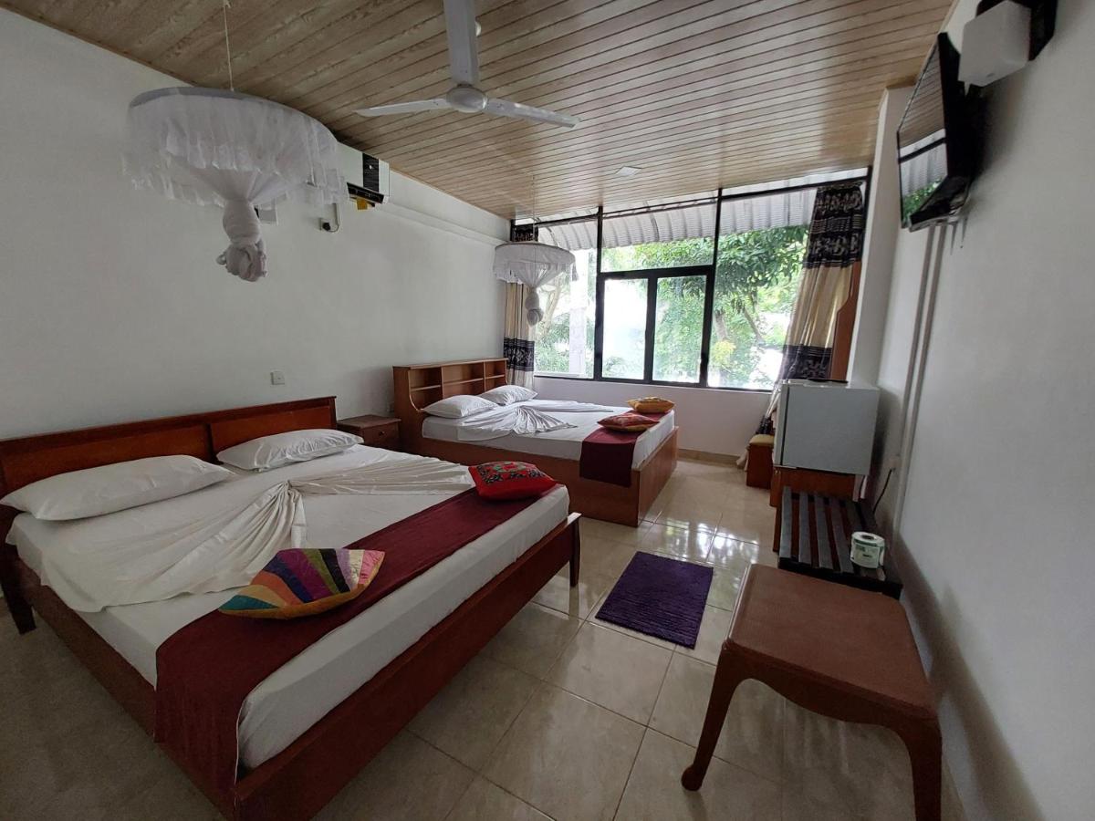 Lake Wave Hotel - Hizvo