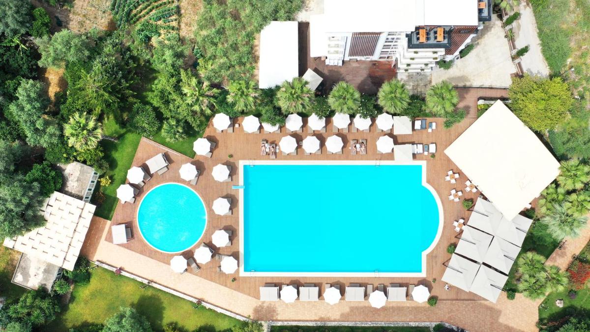 Nia Boutique Hotel by Rapo's Resort - Housity