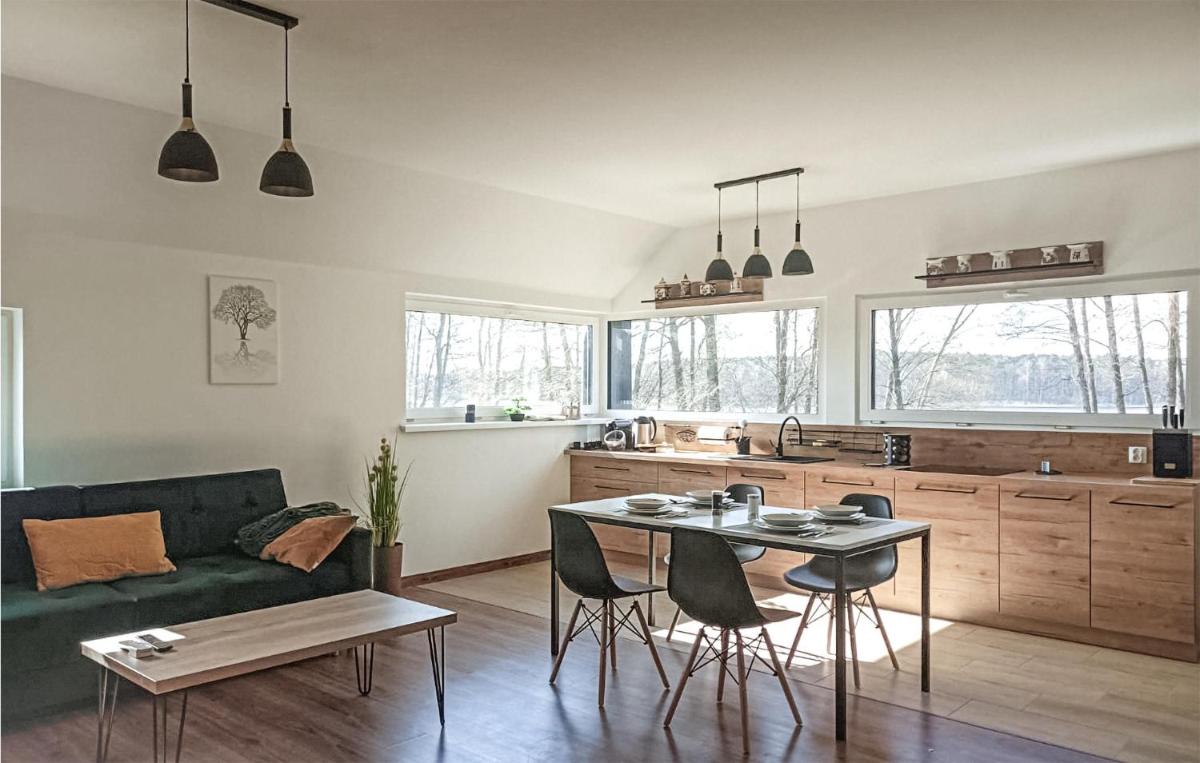 Stunning Apartment In Wilcze With Sauna - Housity