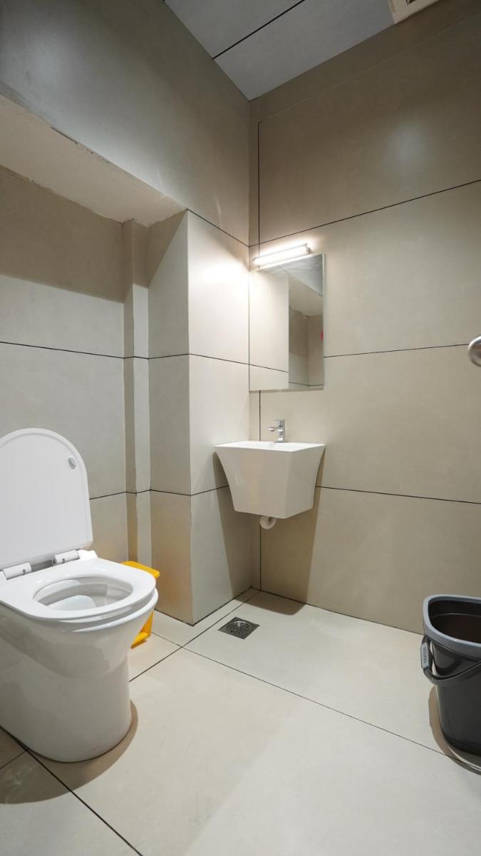 Hotel Hive Inn - Kozhikode - Housity