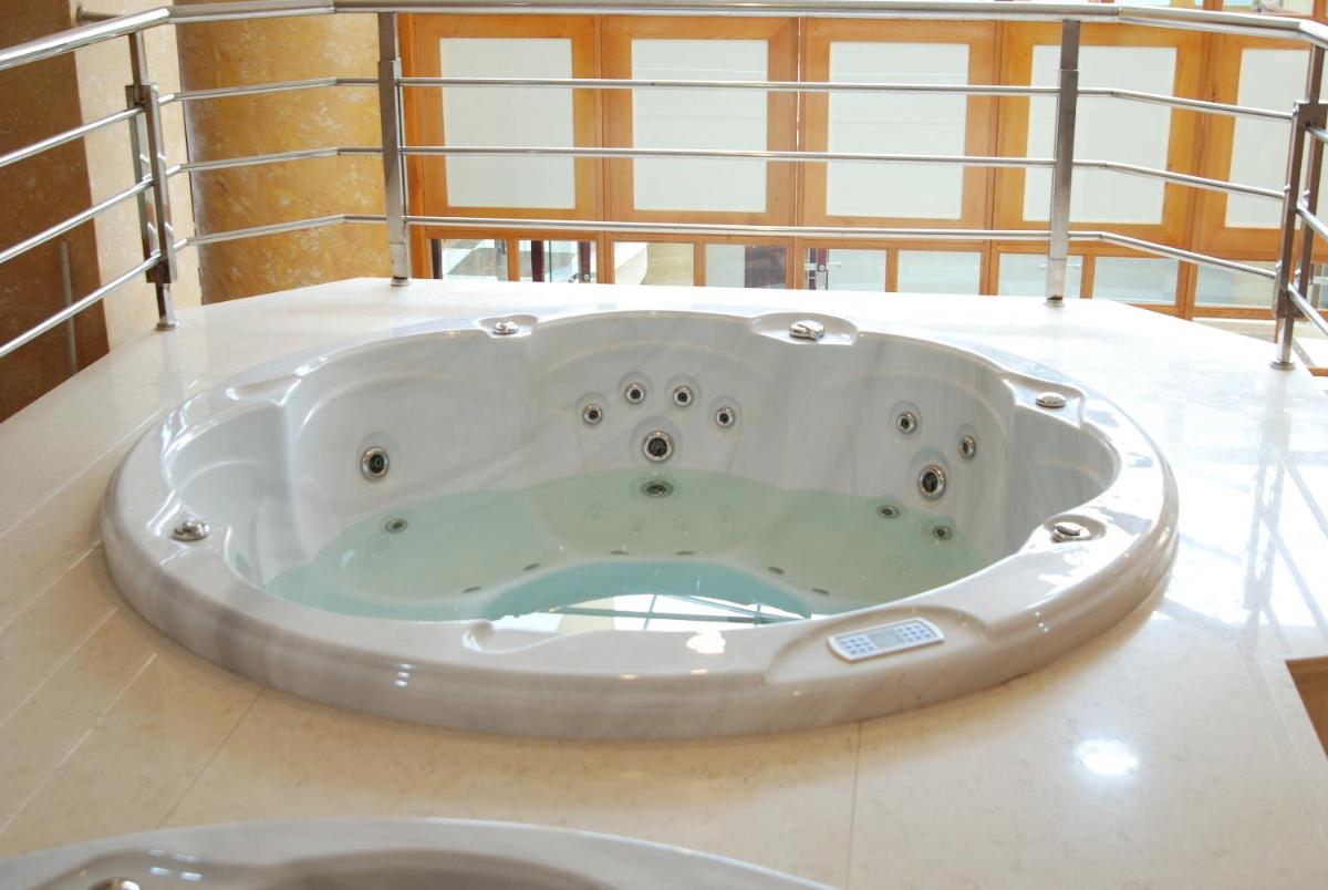 A1 Hotel - Dien Bien Phu - Housity